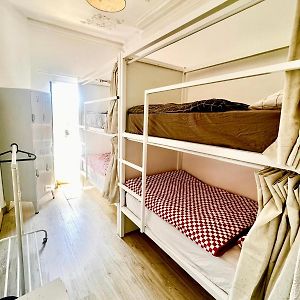 Gemenschappelijk Kamer Alleen voor Vrouwen